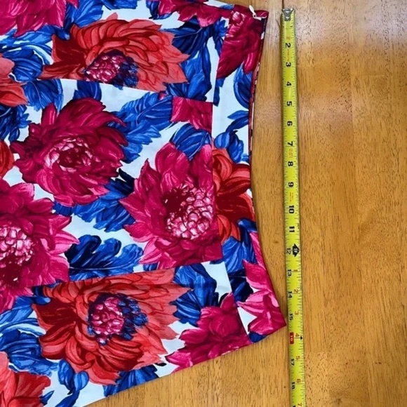 Talbots Red Blue Floral A Line Midi Skirt Side Pockets Zip Closure Summer Size M - Picture 5 of 6